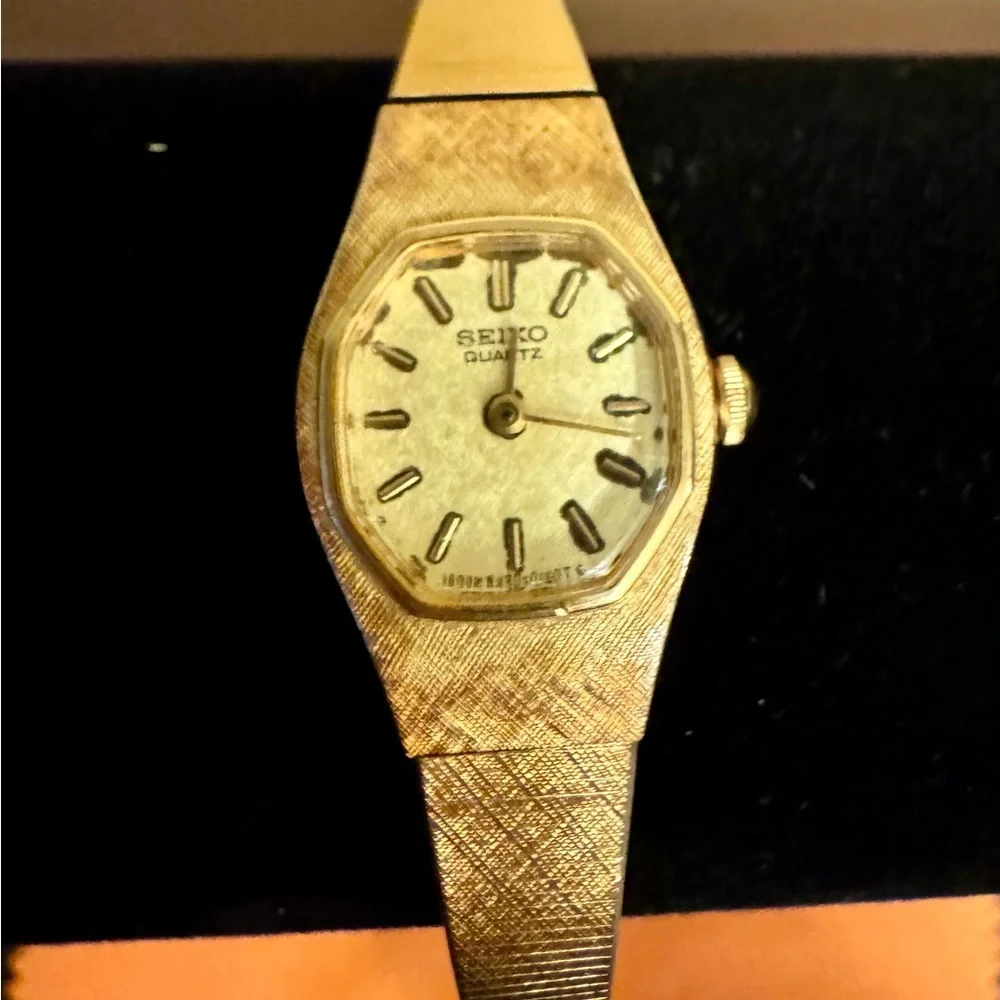 Vintage Seiko Ladie’s Watch 294073 RO New battery